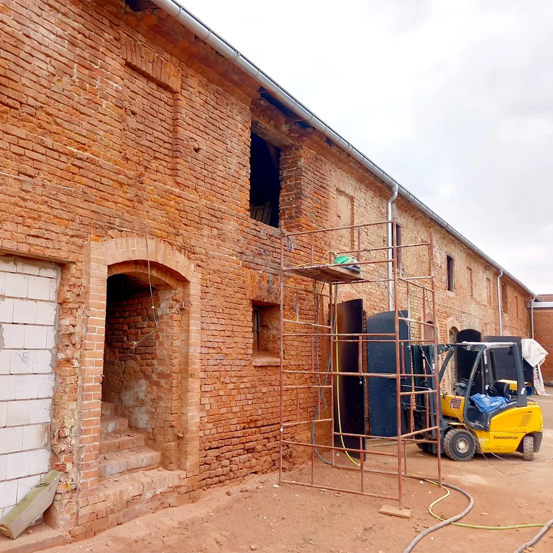 budynek-po-procesie-piaskowania-przez-firmę-eco-blasting-team budynek po procesie piaskowania